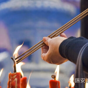 廟裡拜拜